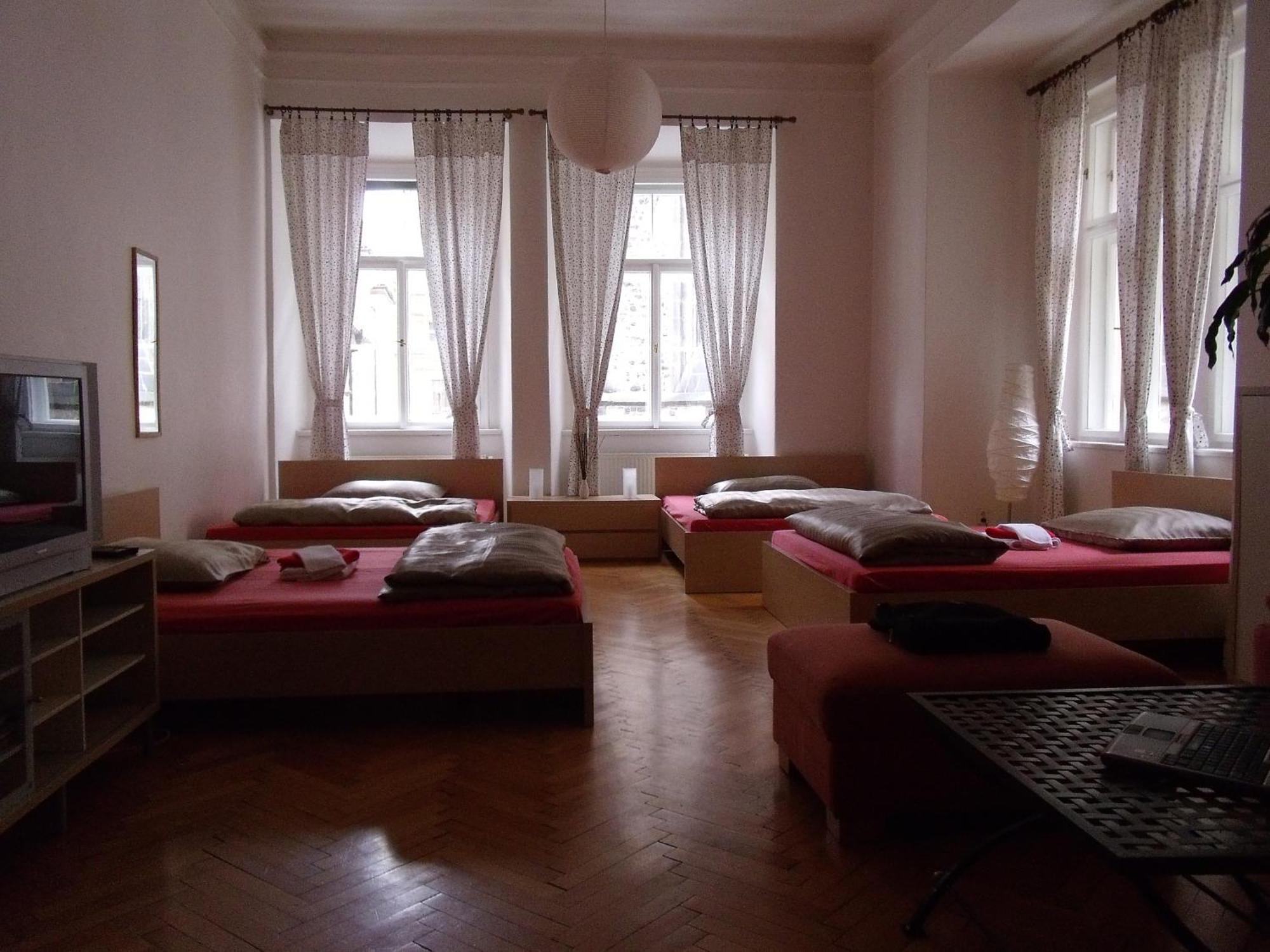 Apartments Tynska 7 Prága Kültér fotó