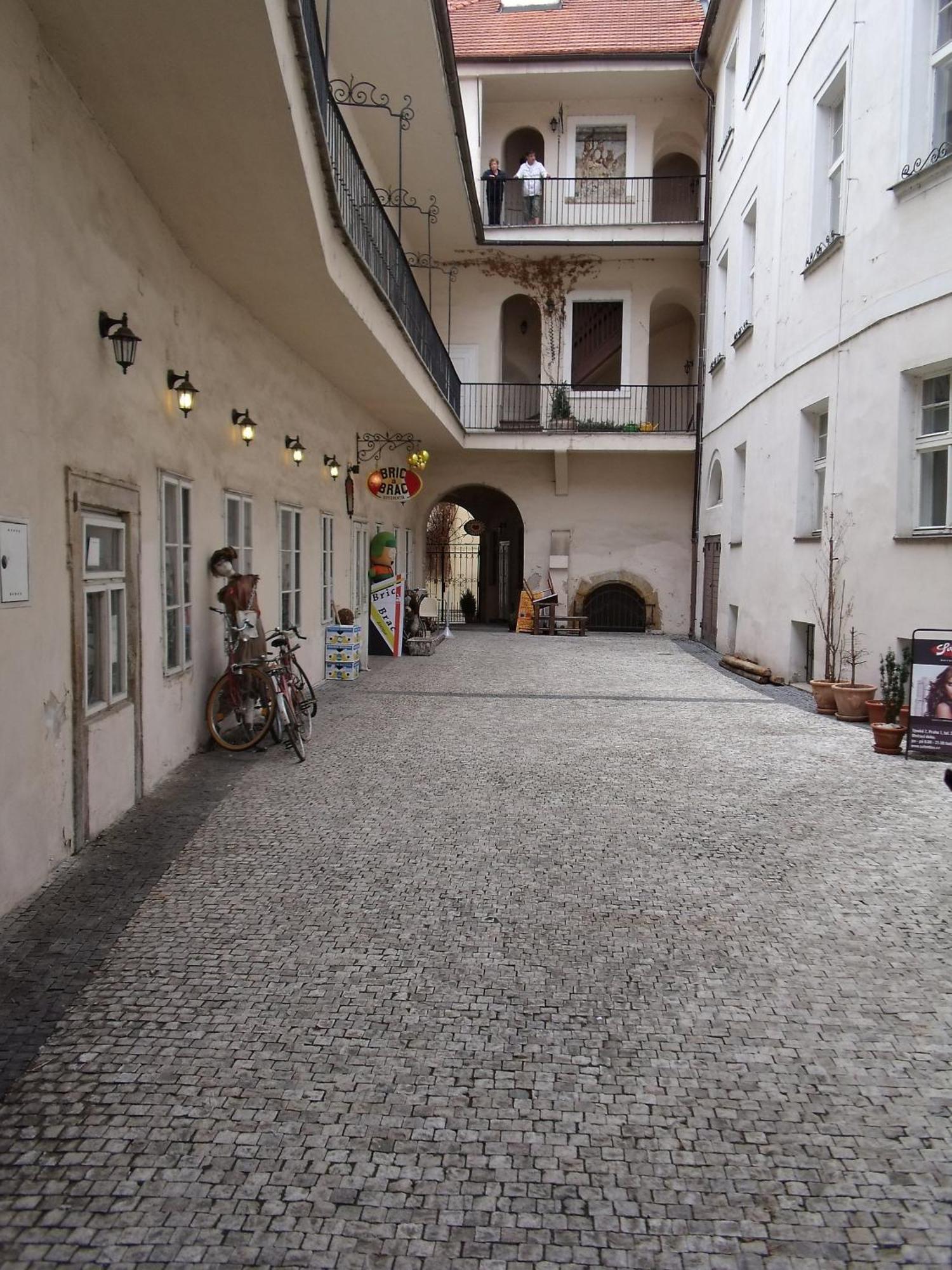 Apartments Tynska 7 Prága Kültér fotó