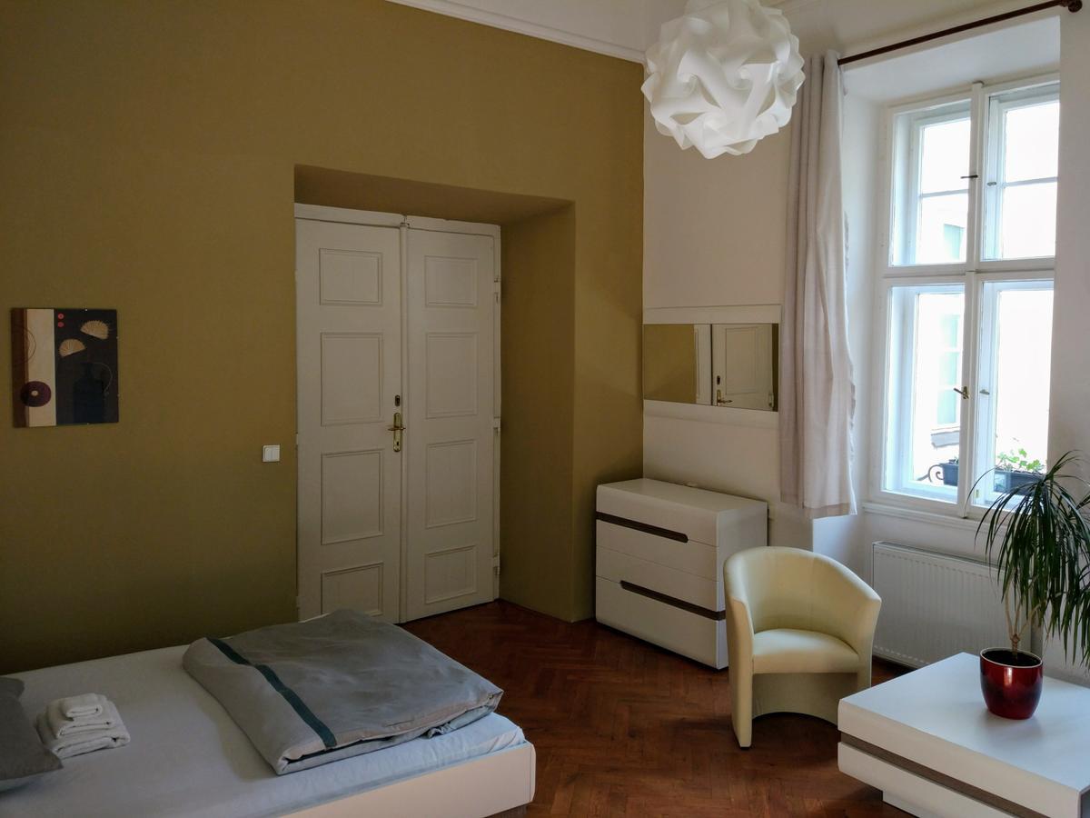 Apartments Tynska 7 Prága Kültér fotó
