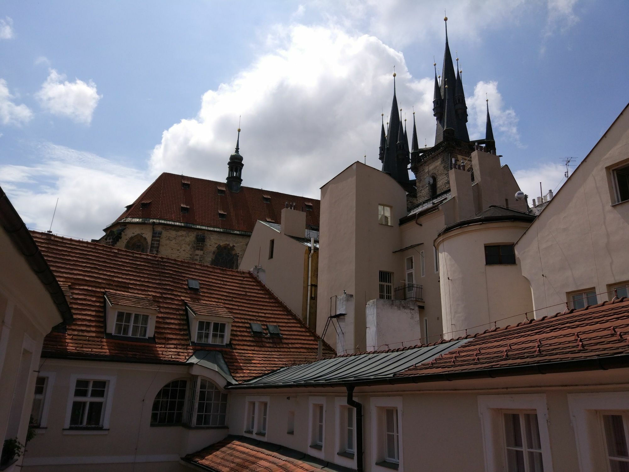 Apartments Tynska 7 Prága Kültér fotó